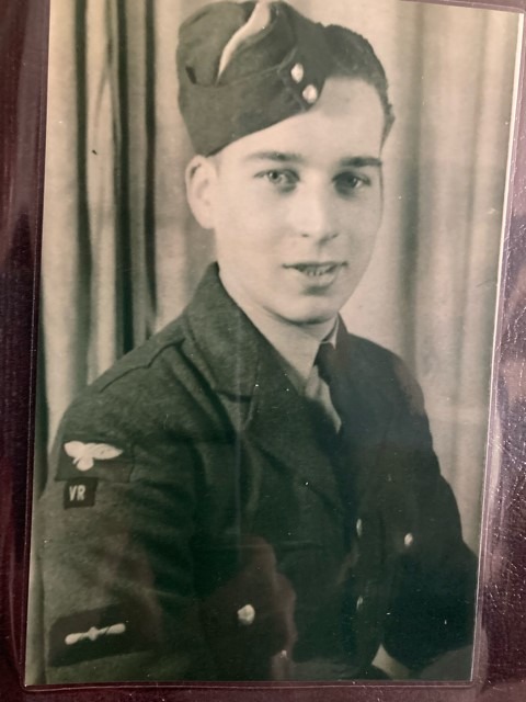 Noel Pearce: Black and white photo of a man in RAF uniform