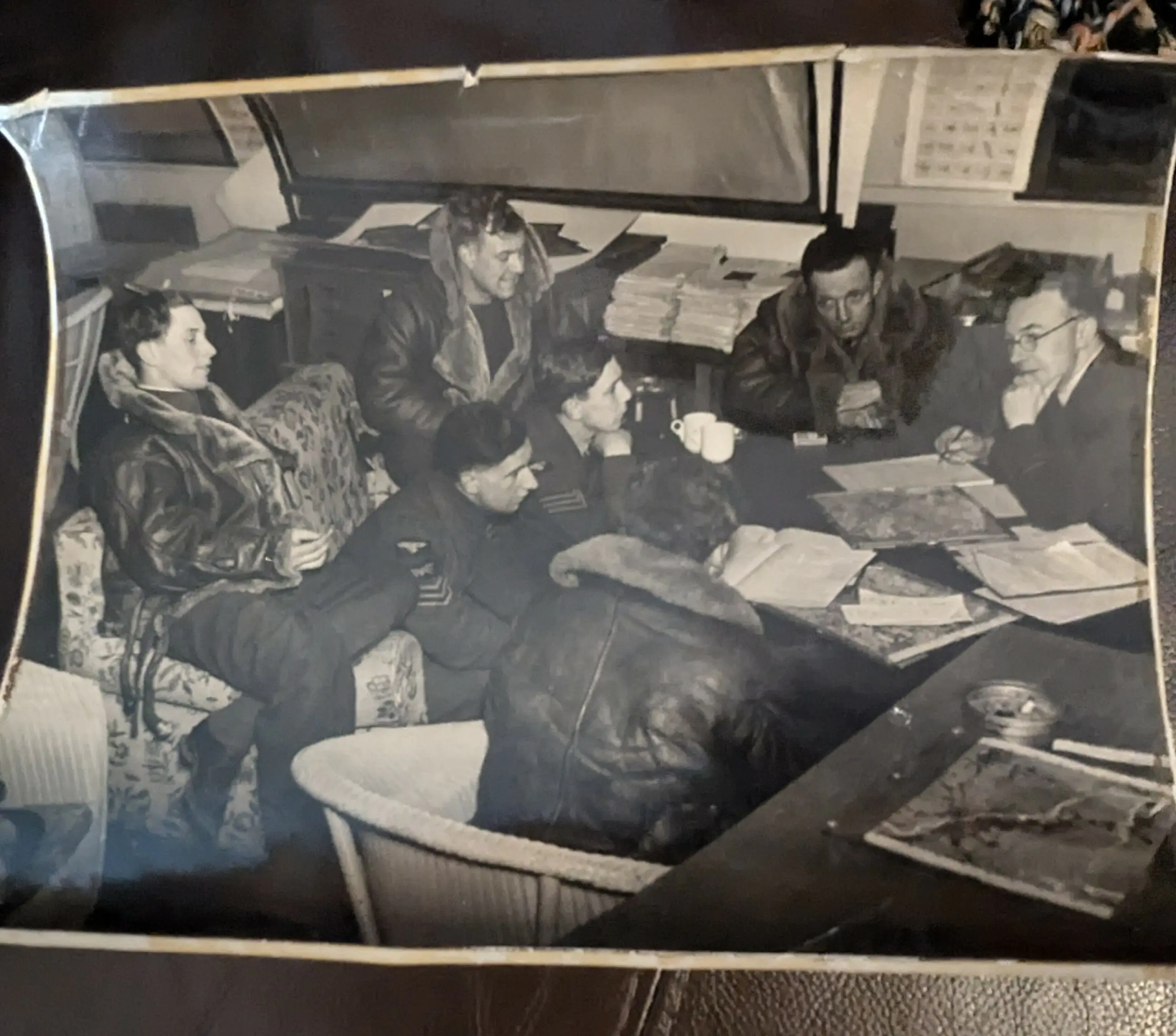 Black and white photo of an RAF crew